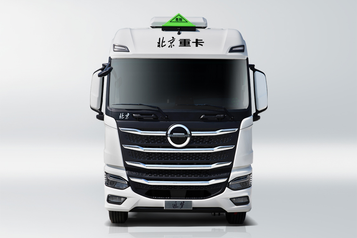 北京重卡 追梦 舒适版 520马力 6X4 AMT自动档危险品牵引车(BJ4250D6CP-06)