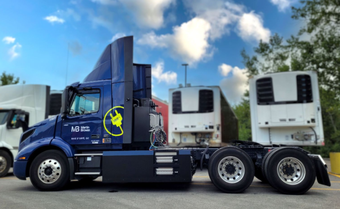 (照片:FPInnovations) Martin Brower Volvo VNR Electric