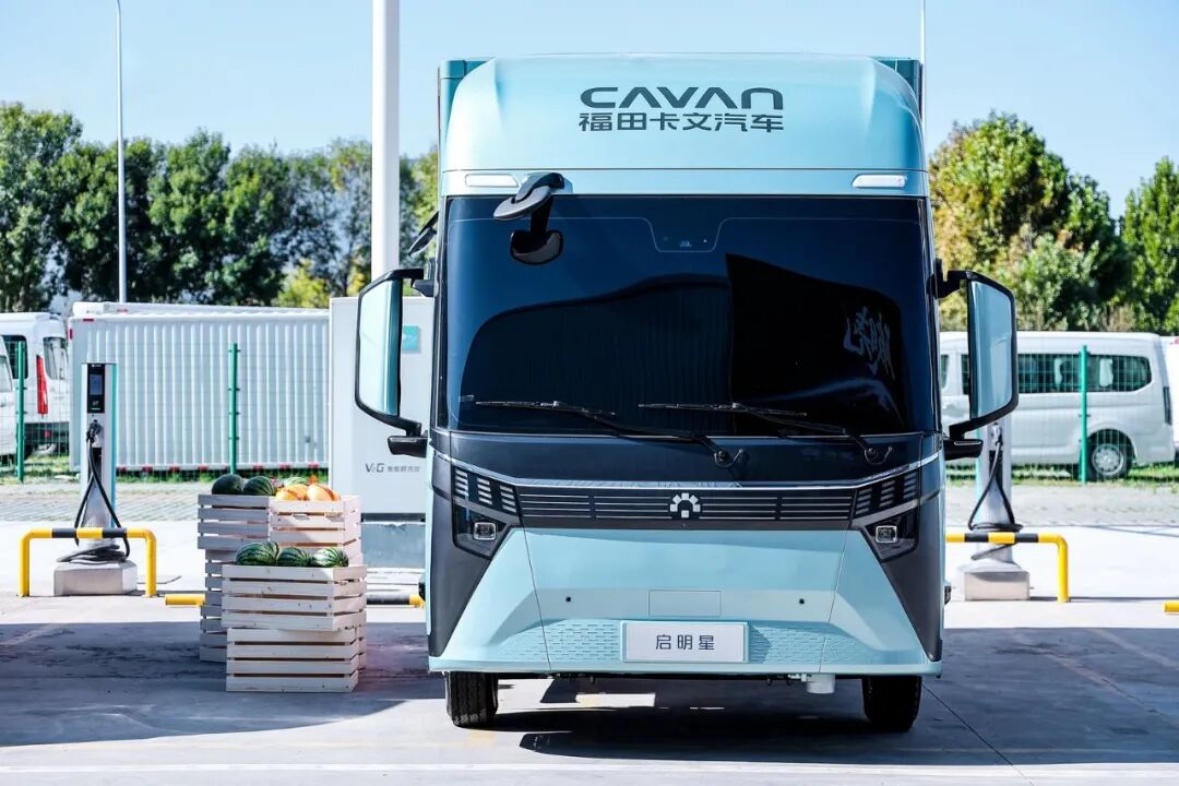 卡文引领新能源物流革命，启动“三个100行动计划”