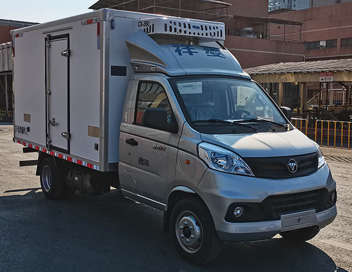 Zhong Ji 5.44M refrigerated truck (ZJQ5030XLC)